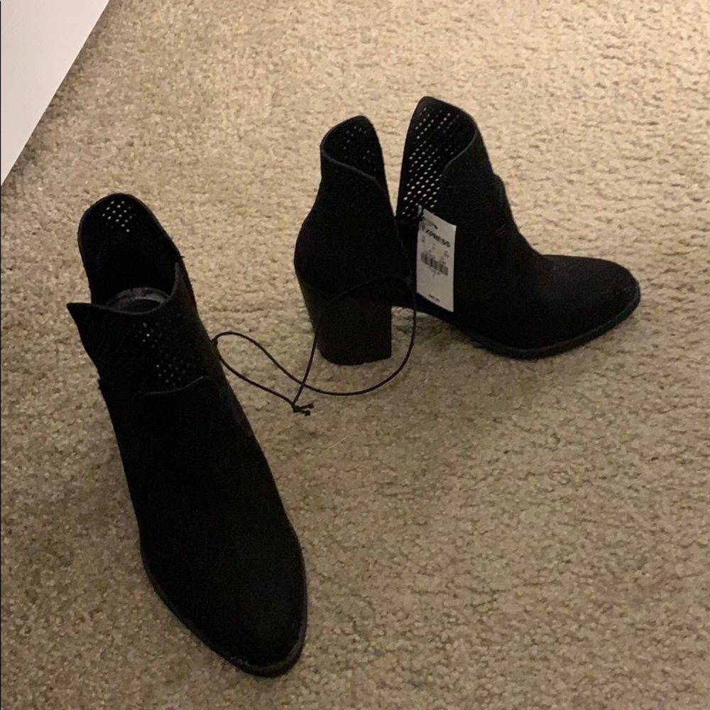 Booties - Picture 4 of 6